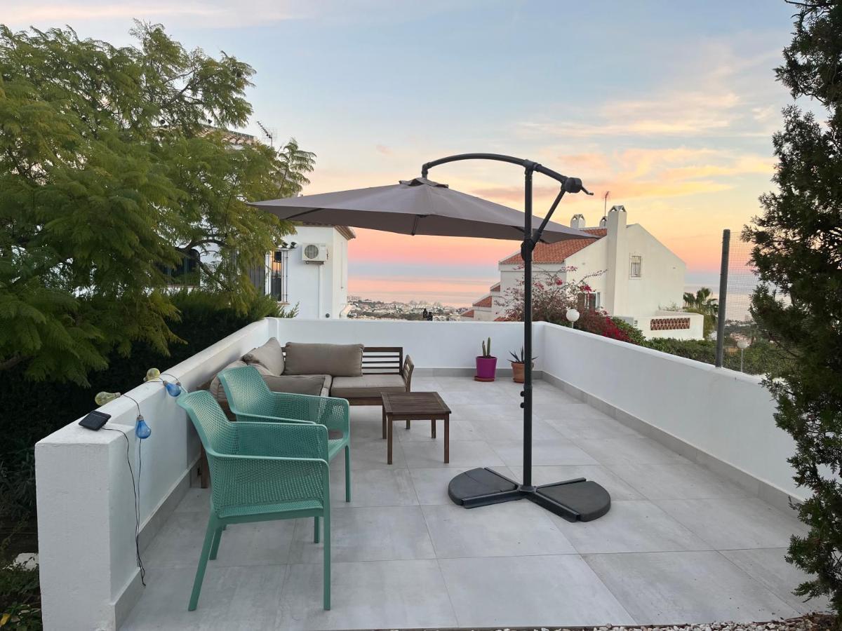 A Terrace With Sea View, 2 Bedrooms Apartment In Benalmádena Exteriör bild