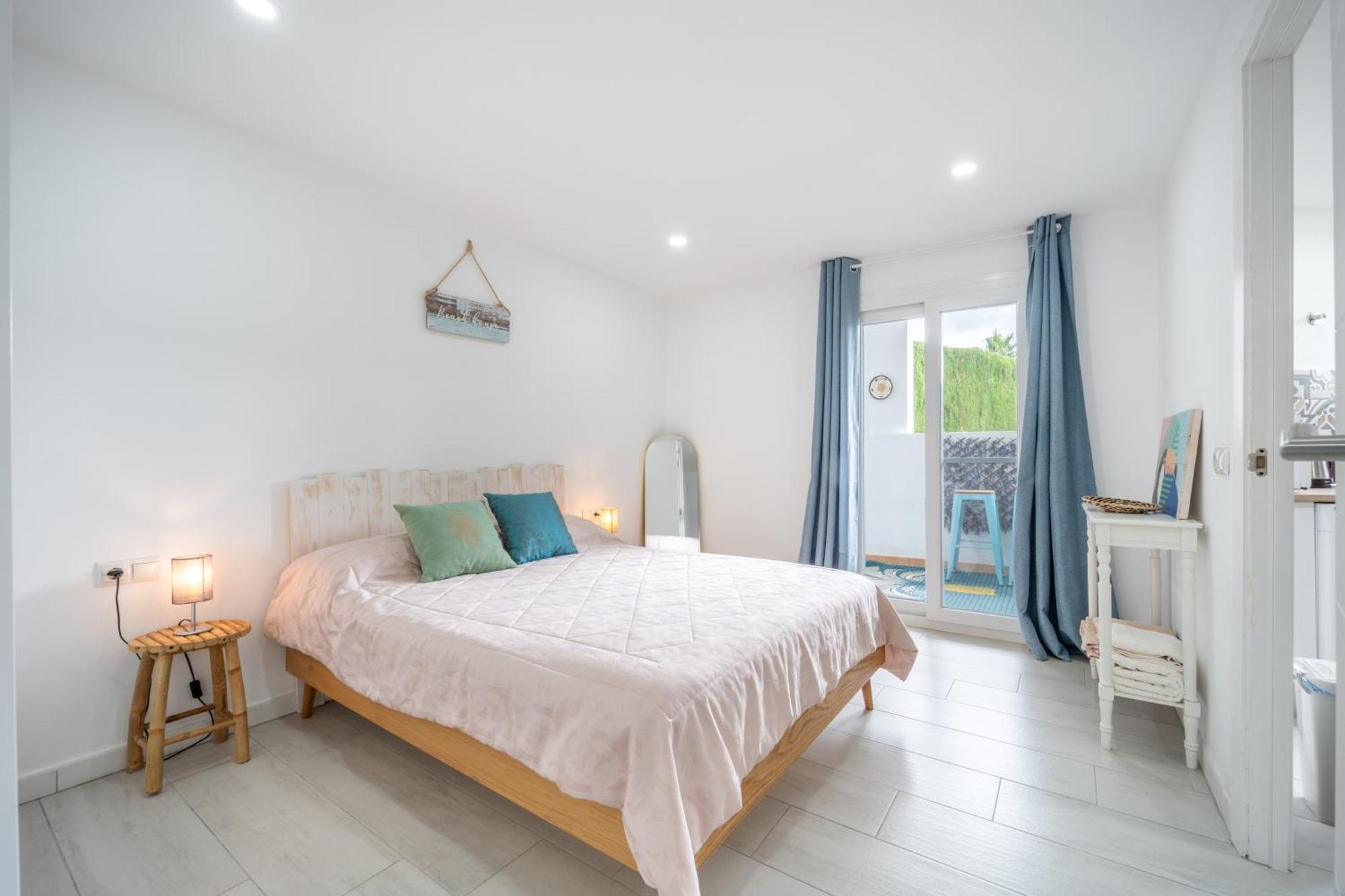 A Terrace With Sea View, 2 Bedrooms Apartment In Benalmádena Exteriör bild