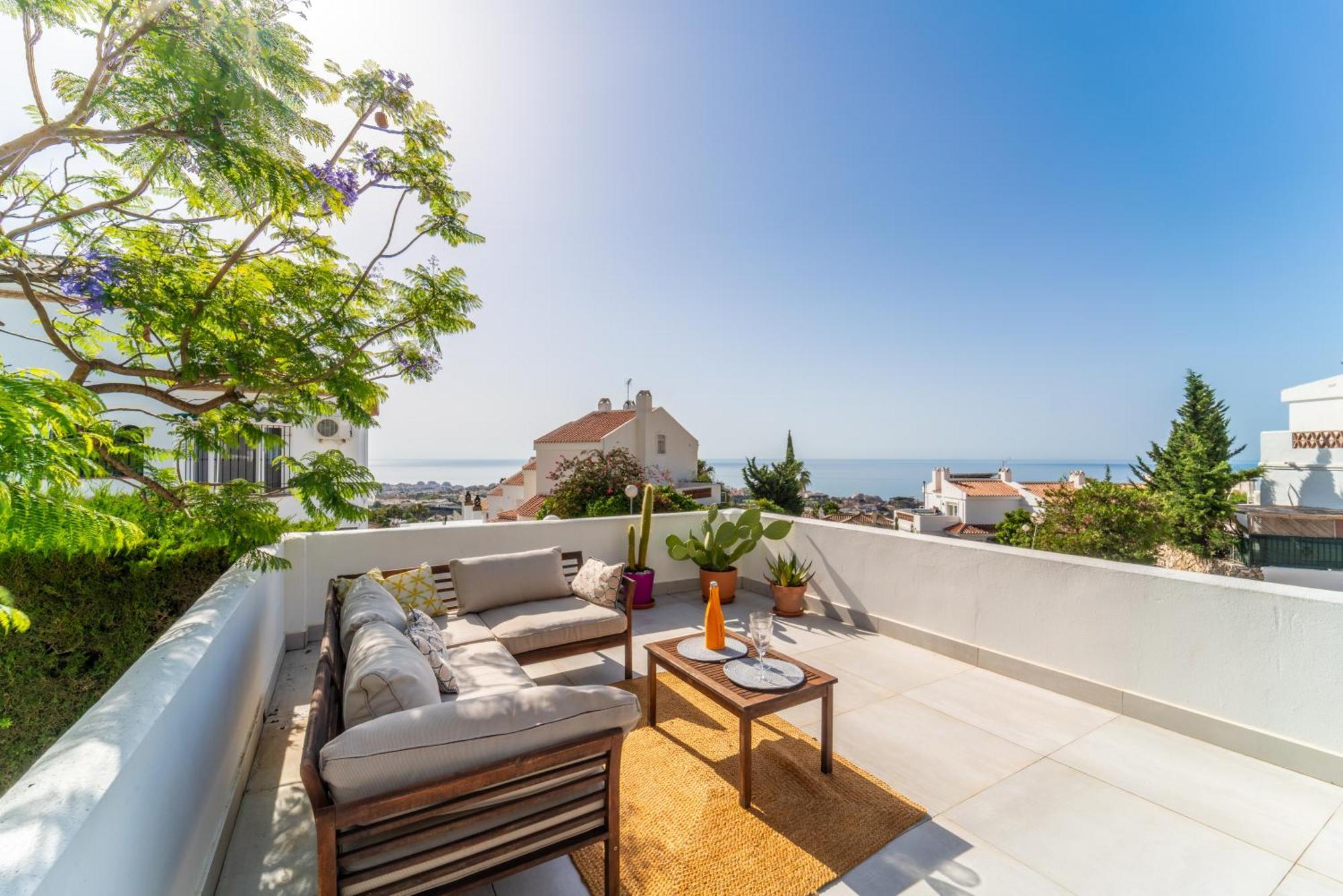 A Terrace With Sea View, 2 Bedrooms Apartment In Benalmádena Exteriör bild